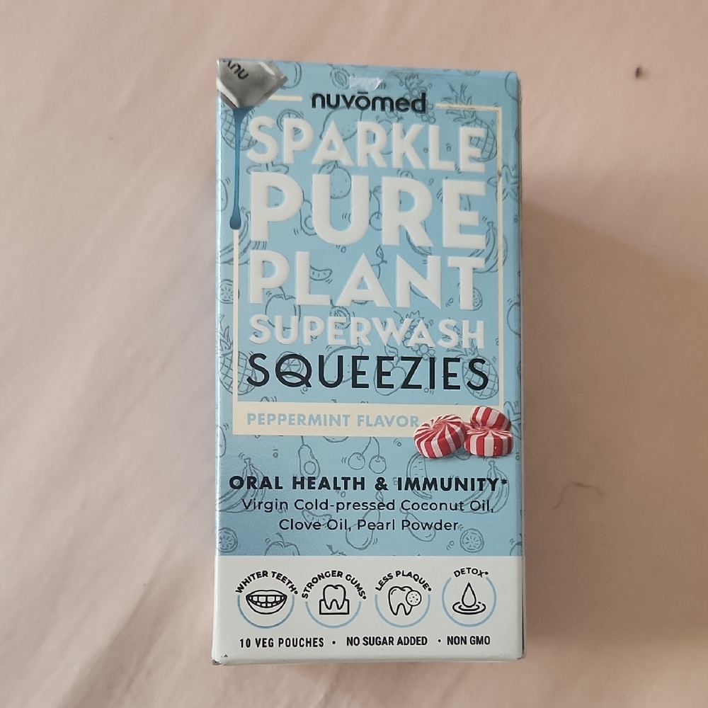 NuvoMed Sparkle Pure Plant Superwash Squeezies peppermint coconut oral health